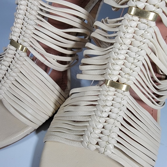Vince Camuto Strappy Heels Cream/Ivory Color Strappy Heels Open Toe Leather 7.5 - Picture 14 of 16